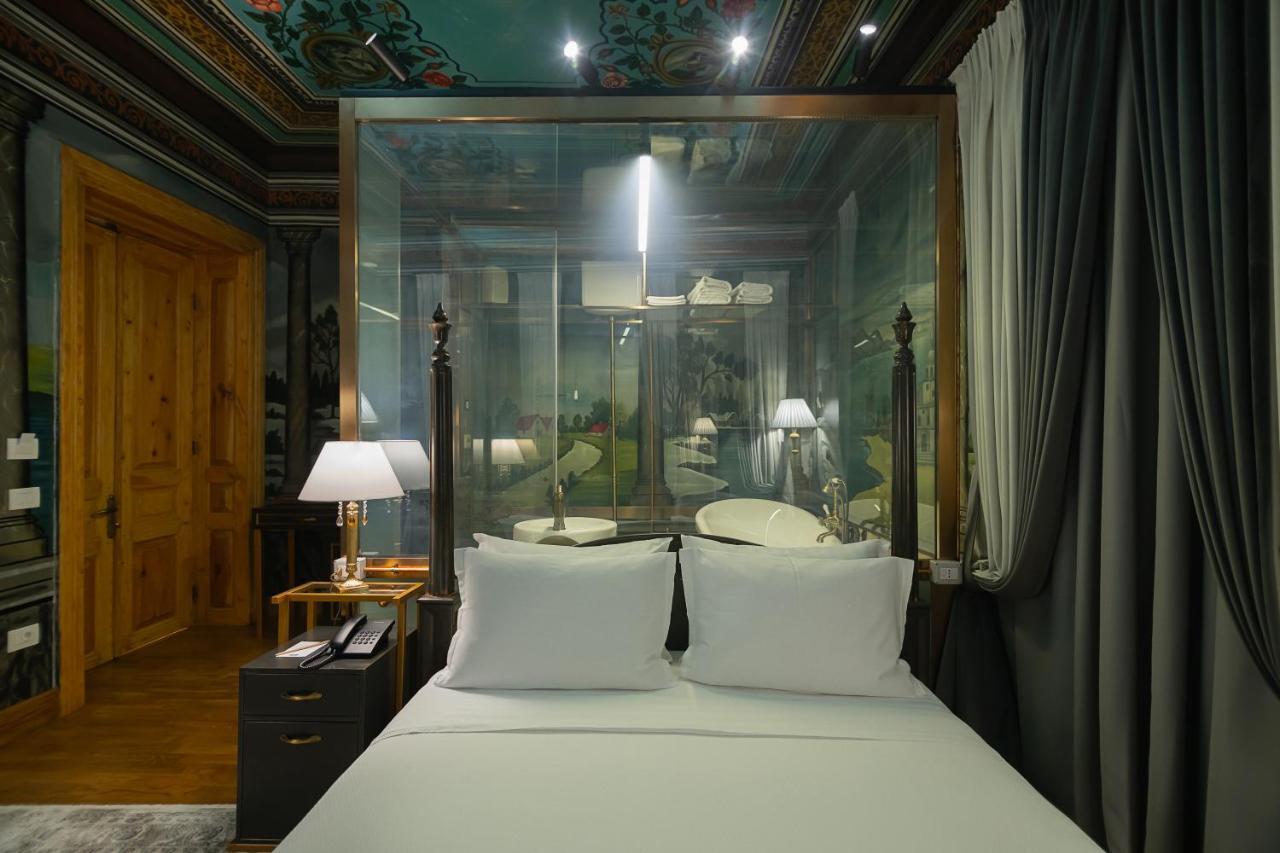Tresor Art Boutique Hotel Korce Exterior photo